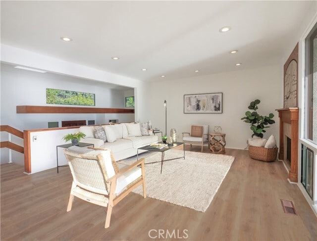 Building Photo - 2105 W Paseo Del Mar