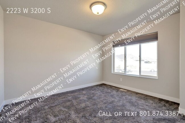 Building Photo - 2223 W 3200 S