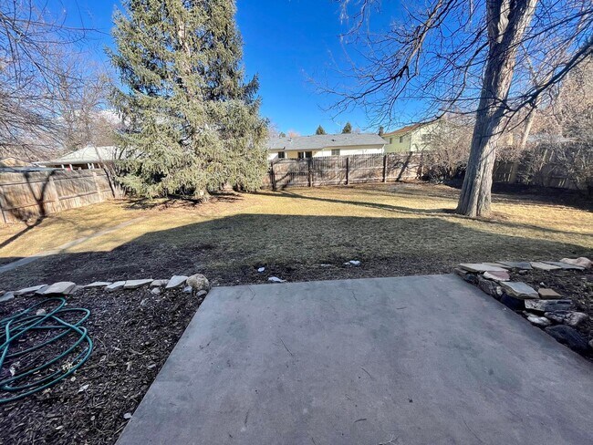 Building Photo - Newly Renovated 4 Bed 2 Bath House Near CSU!