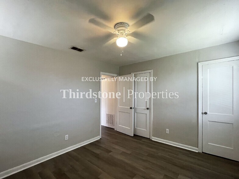 Building Photo - 3159 Belden St