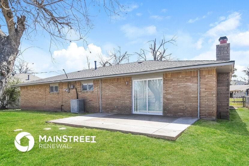 Building Photo - 5713 NW 33rd St