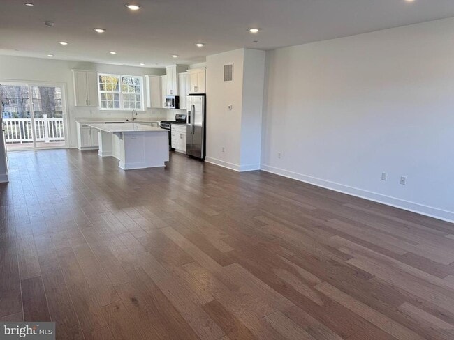 Building Photo - 117 FRED CLARK Dr