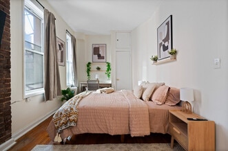 Building Photo - 1762 2nd Ave