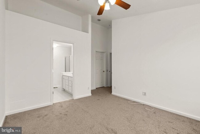 Building Photo - 204 Fallsgrove Blvd