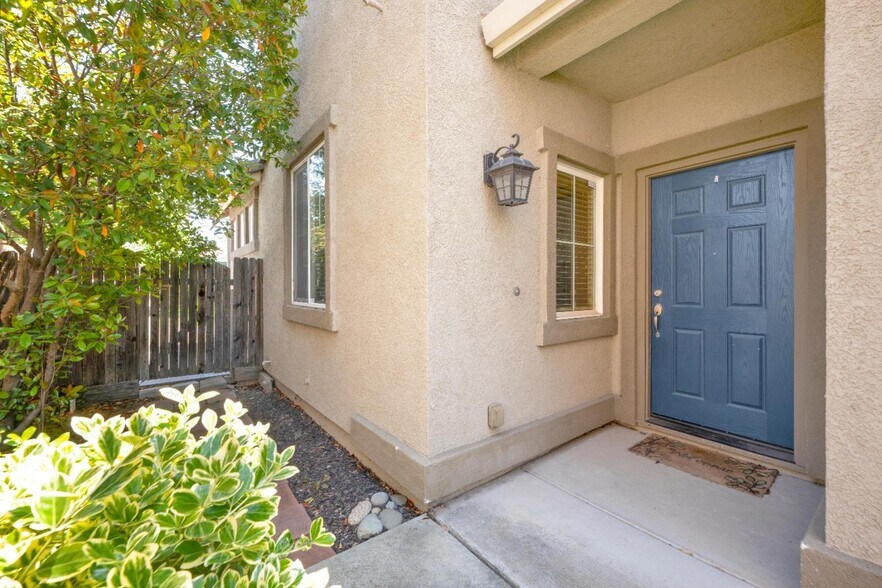 Building Photo - 3355 Seymour Ct