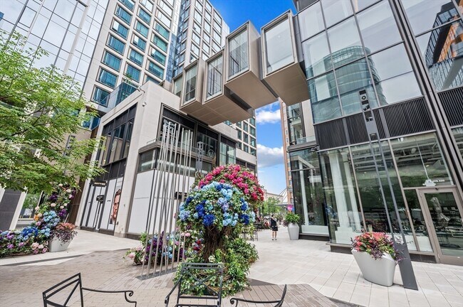 Building Photo - 135 Seaport Blvd