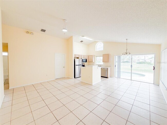 Building Photo - 2420 St Augustine Blvd