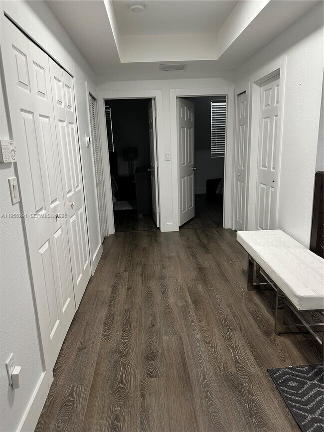 Building Photo - 8548 SW 166th Pl