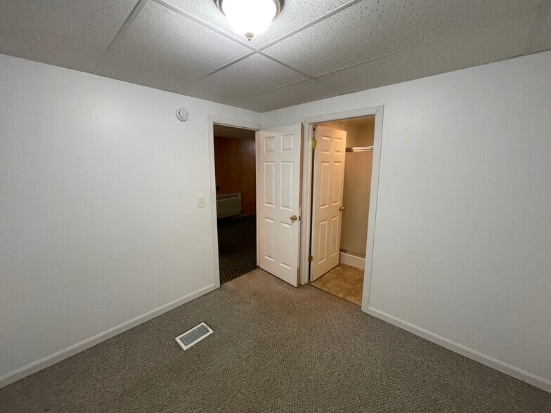 Building Photo - 125 S 7th St