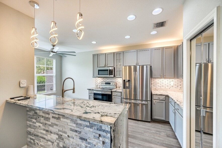 Building Photo - 4048 Cherrybrook Loop