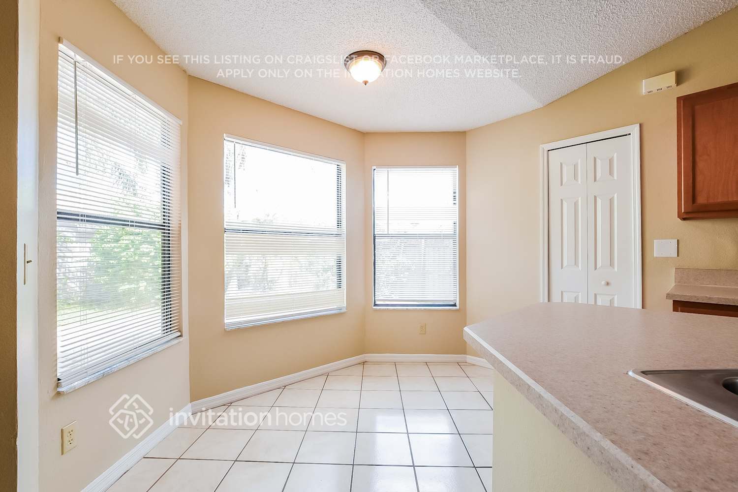 Building Photo - 1978 Fireside Ct