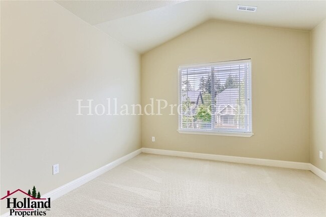 Building Photo - 342 NW Malia Ln
