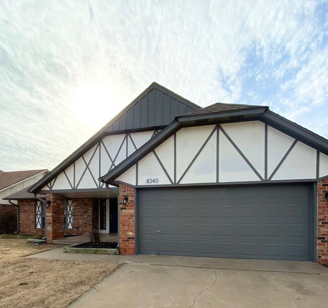 Building Photo - Renovated Rental in NW OkC!