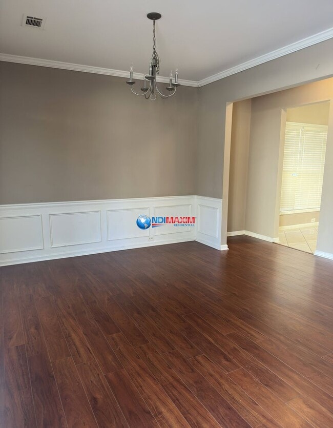 Building Photo - Large 4-bedroom house in the SECKINGER cluster in Buford