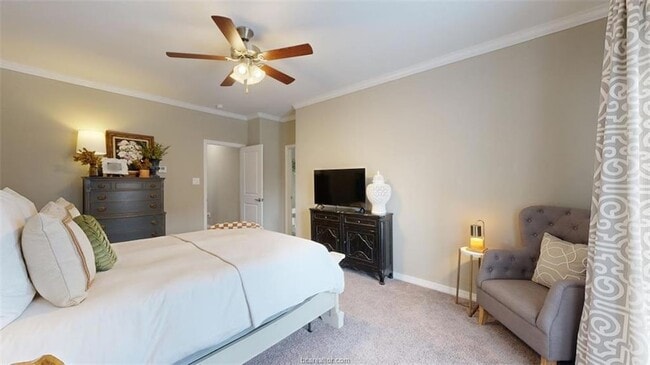 Building Photo - 2137 Big River St