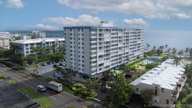 Building Photo - 800 SE 20th Ave