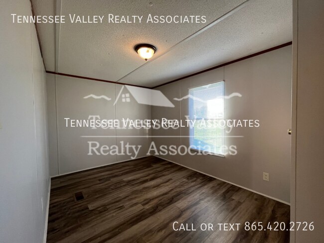 Building Photo - 2248 Knoxville Hwy