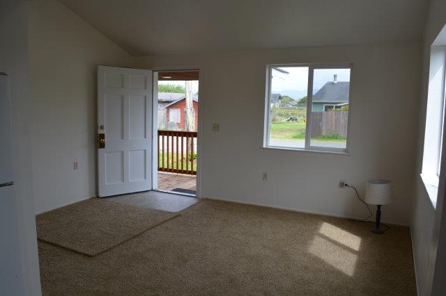 Building Photo - Very Cute Beach Cabin! Between Eureka & Arcata, 2 bedroom home with spacious yard