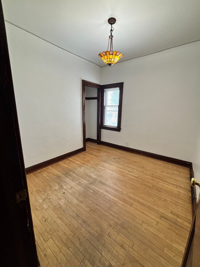 Building Photo - 3131 N Fratney St