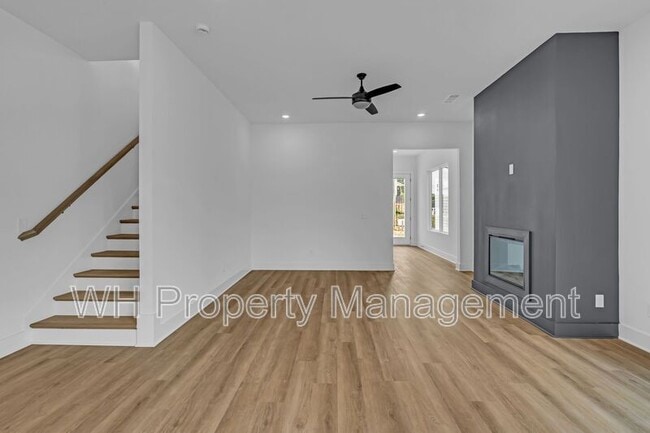 Building Photo - 3822 Tigerbelle Dr