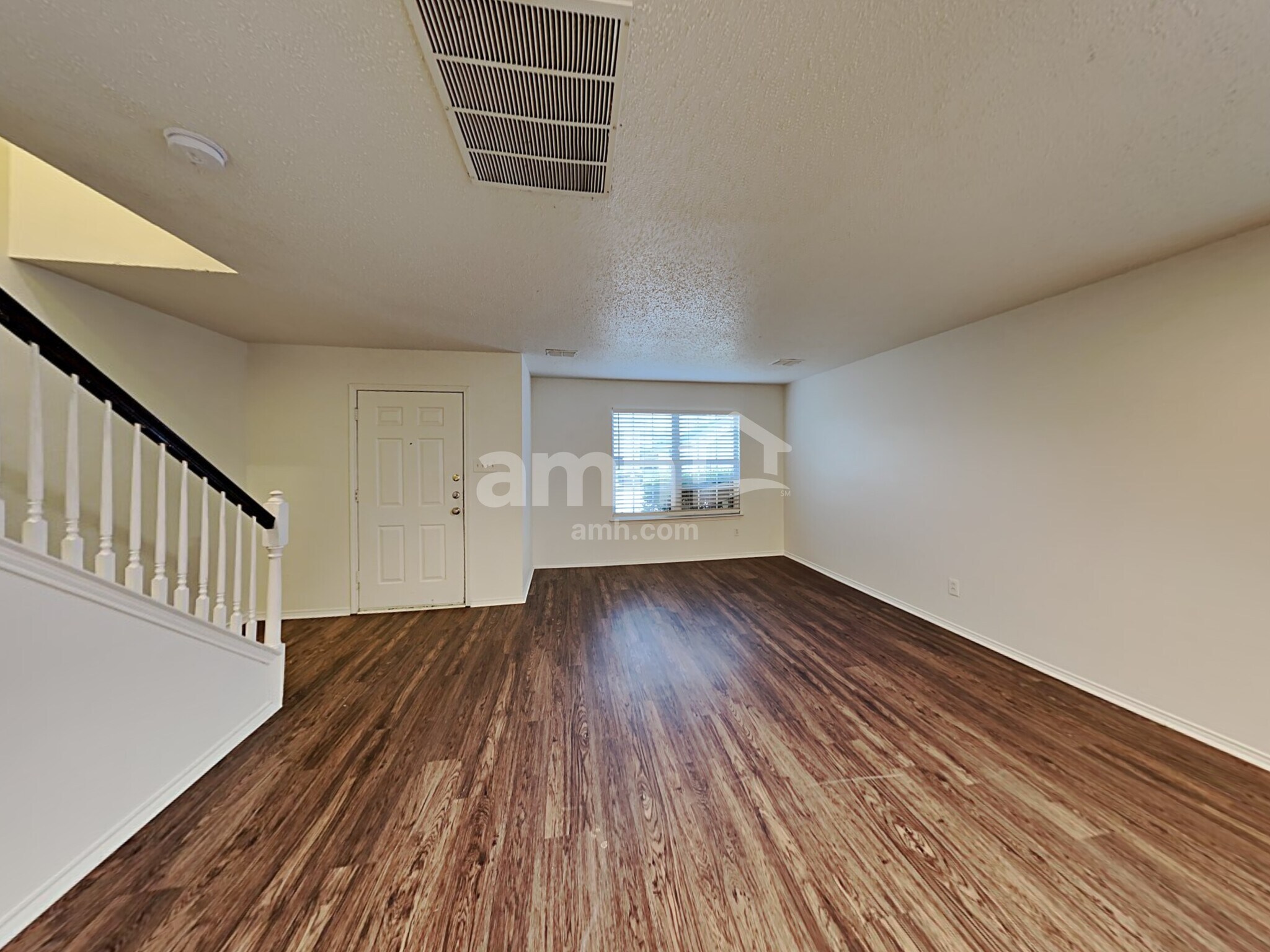 Building Photo - 6803 Lake Jackson Dr