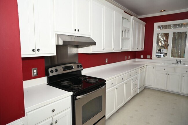 Building Photo - W. Burlington