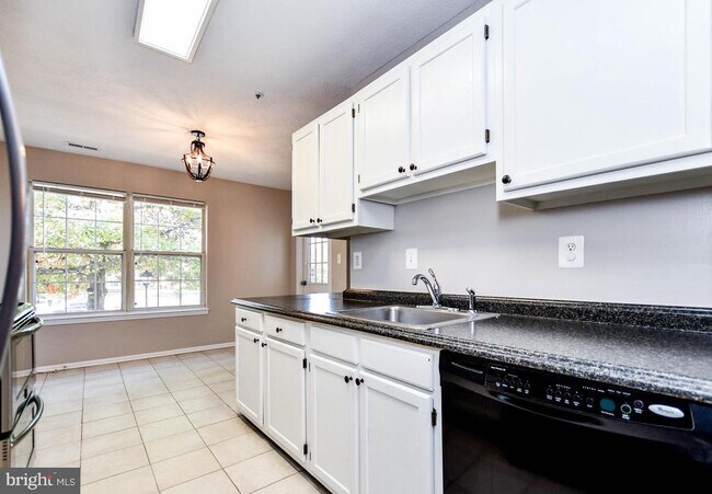 Building Photo - 4529 Running Deer Way