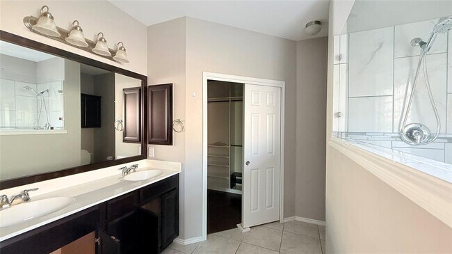 Building Photo - 1614 Westmeadow Trail