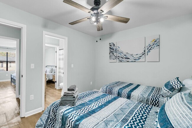 Building Photo - 6247 Lucille Dr