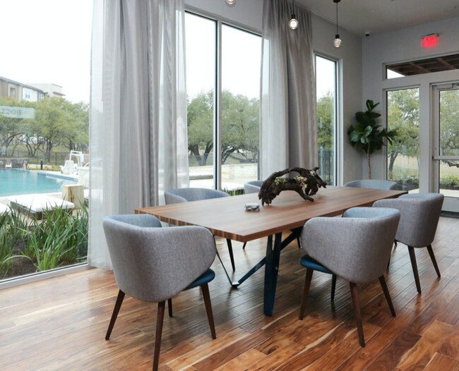 Building Photo - 2208 N FM 620