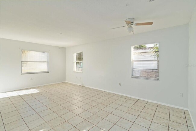 Building Photo - 2216 Flamingo Blvd