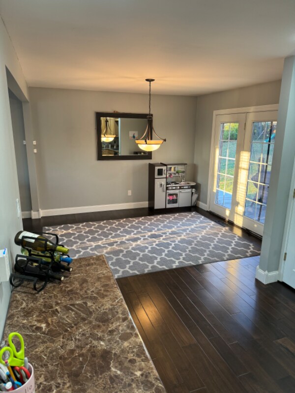 Building Photo - 814 Eastland Dr