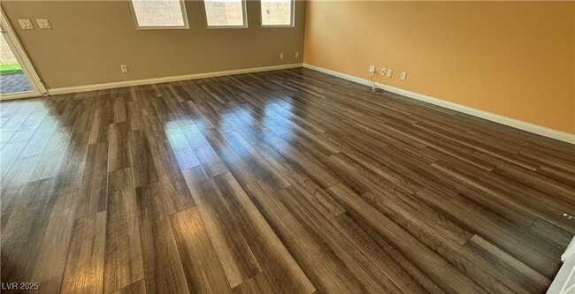 Building Photo - 6387 Ashland Crst St