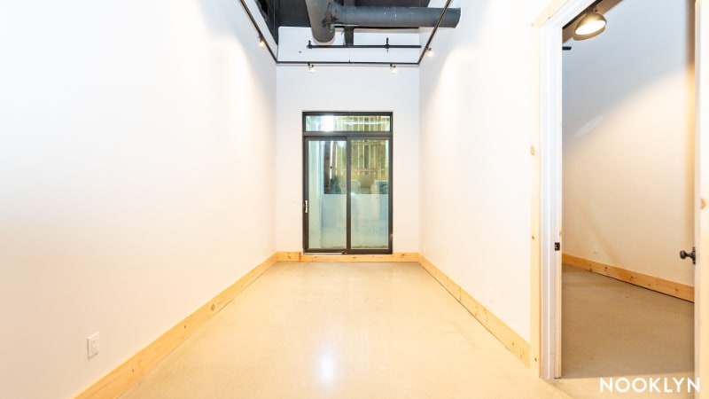 Building Photo - 255 18th St