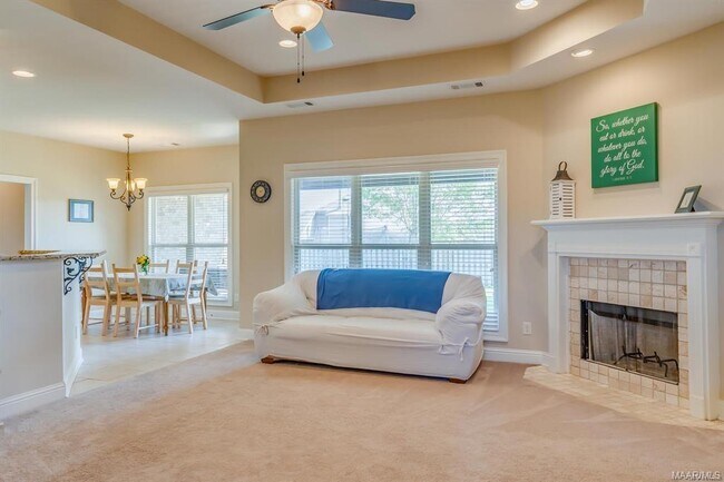 Building Photo - 9208 Springwood Ct