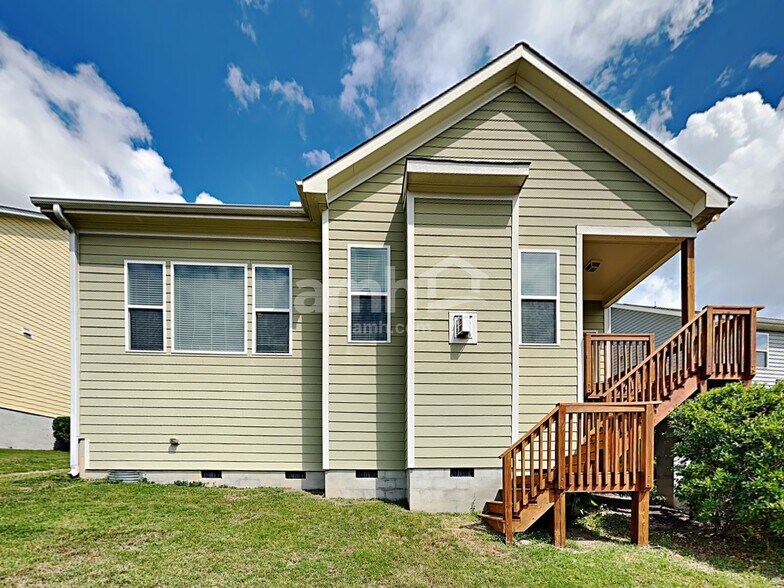 Building Photo - 332 Plott Hound Ln
