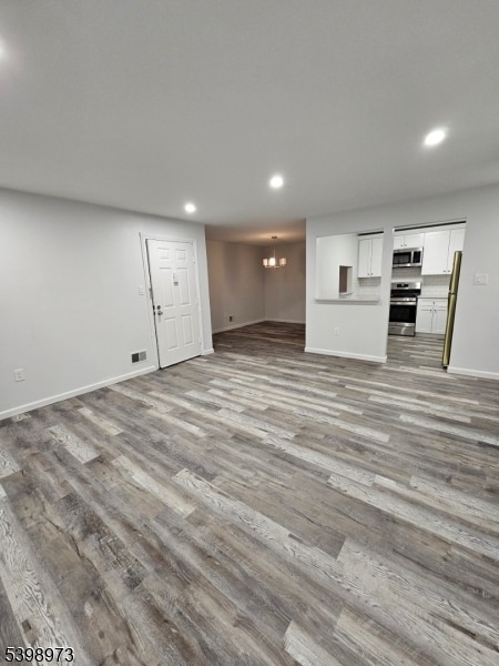 Building Photo - 42 Crabapple Ln