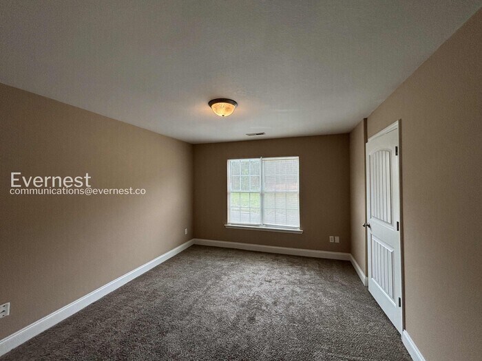 Building Photo - 80 Brown Estates Dr