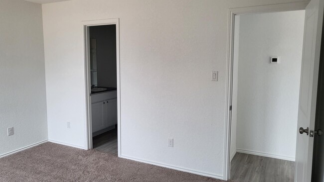 Building Photo - 5911 Coahulia Rdg