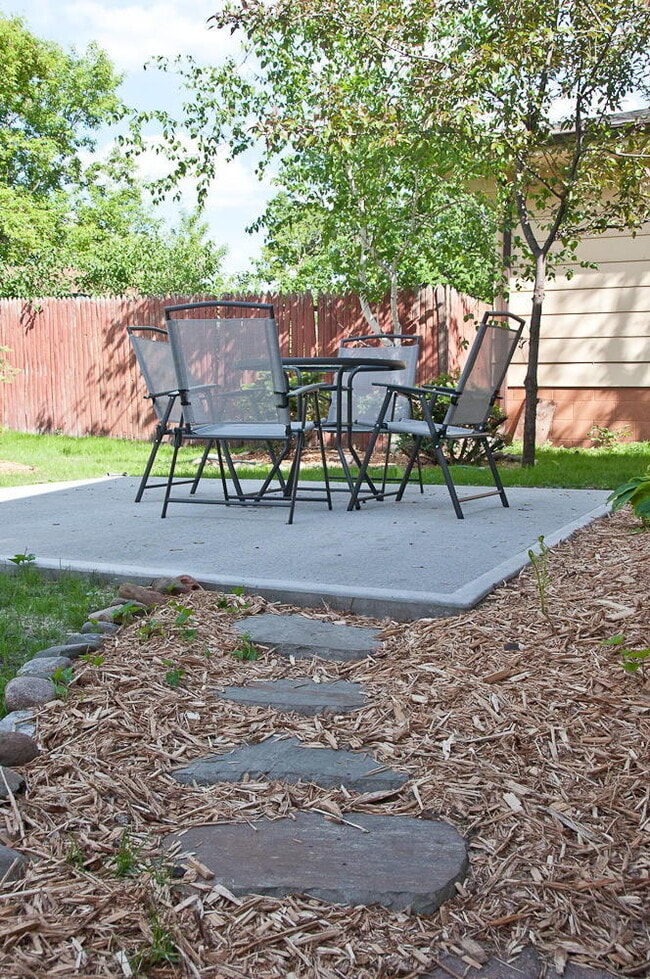 Building Photo - Charming 4-Bed Minneapolis Home with Hardwood Floors & Finished Basement