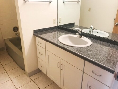 Building Photo - First & Aloha Apartments - 1 bedroom