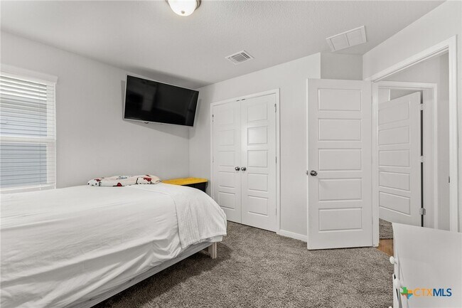 Building Photo - 242 Boatright Blvd