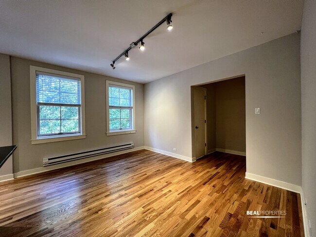 Building Photo - 2420 N Kedzie Blvd