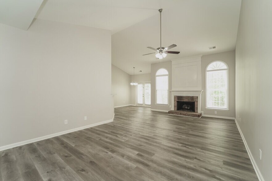 Building Photo - 3632 Arklow Rd