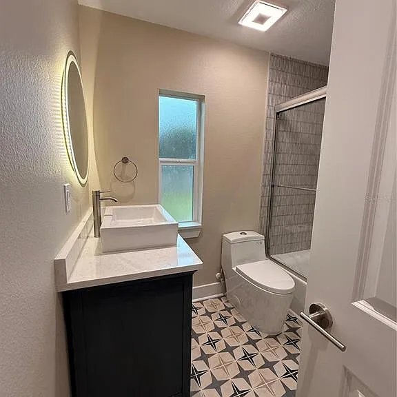 Building Photo - 238 N Main St