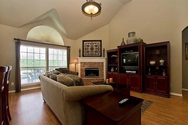 Building Photo - 10118 St Georges Dr