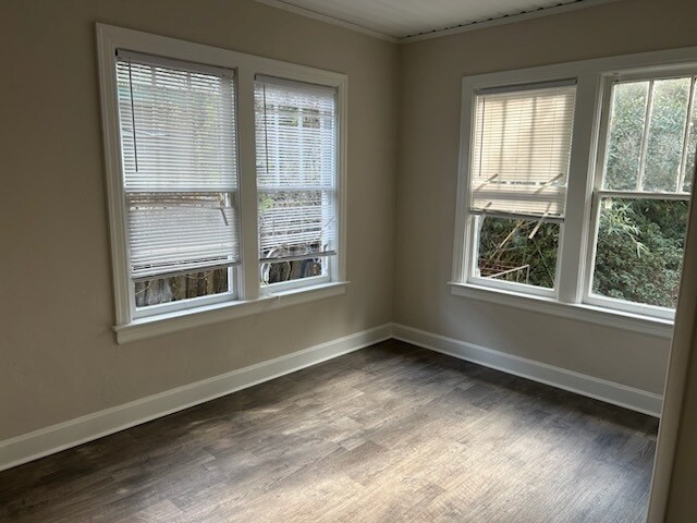 Building Photo - 678 Ivy St