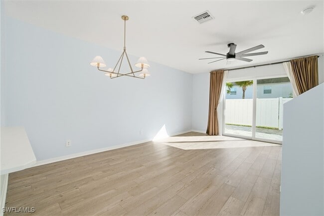 Building Photo - 3009 Palmetto Oak Dr