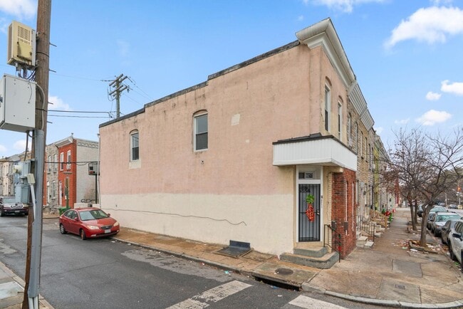 Building Photo - 16 S Conkling St