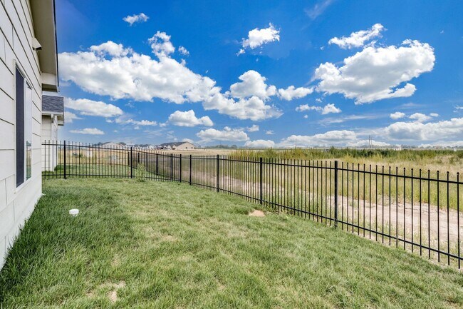 Building Photo - Area151-Kingston Plan
